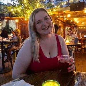 Meet your Posher, Anna